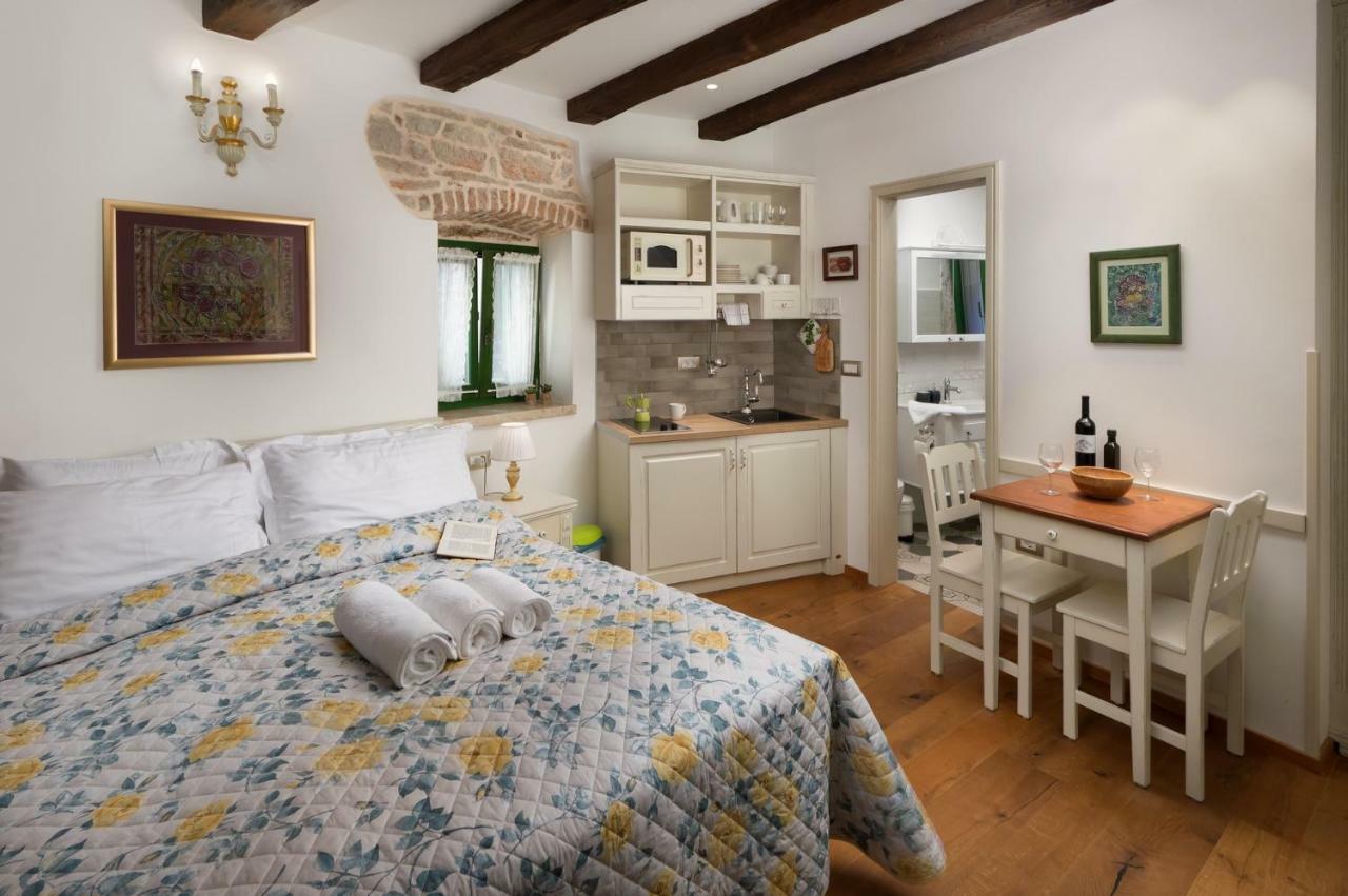 Ferienwohnung Monterosso Old Town Rovinj Exterior foto